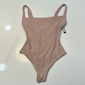 NWT Skims fits everybody square neck bodysuit - color Dusk - size small